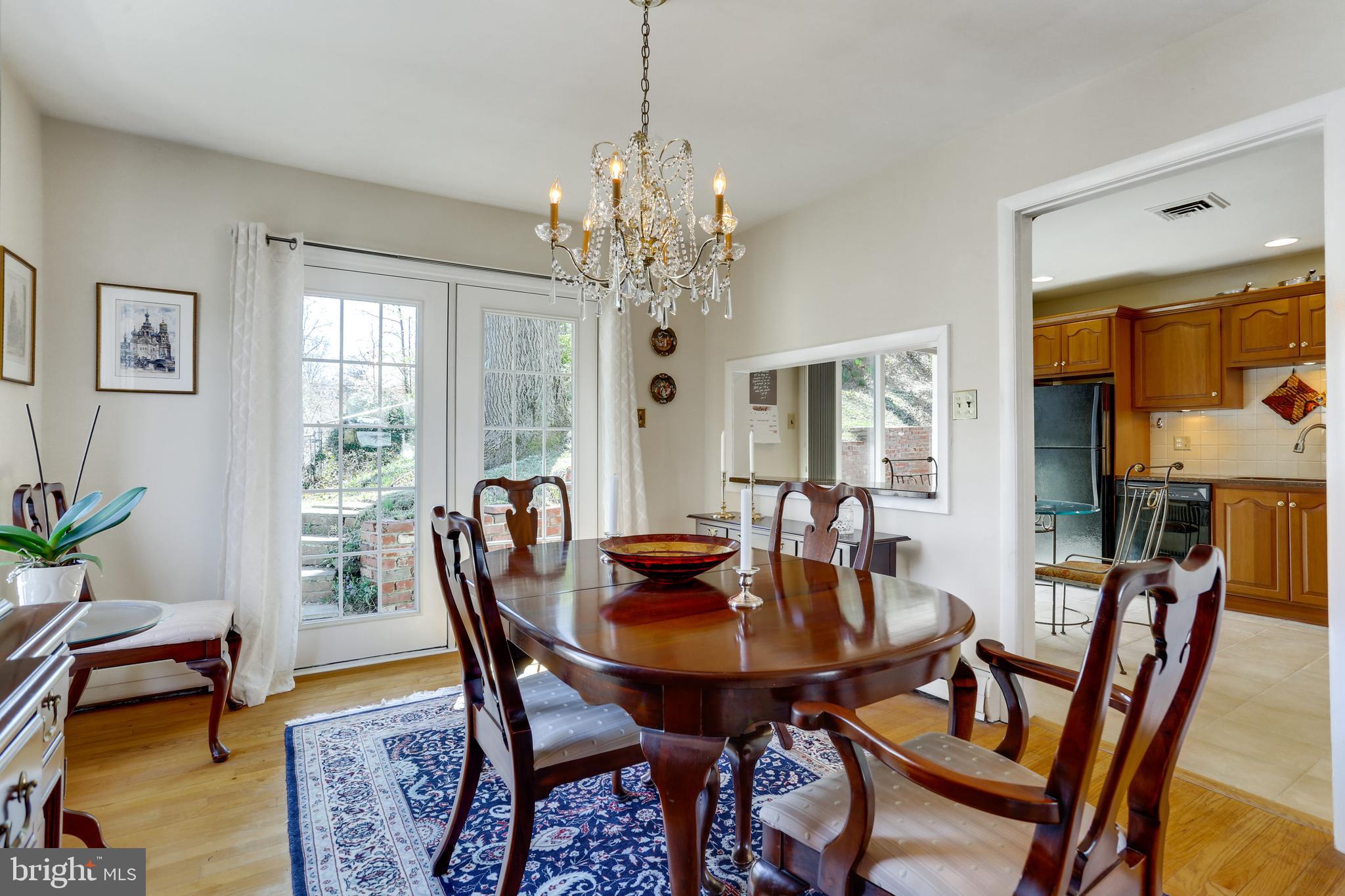 3710 Lorcom Lane Arlington, VA 22207 - Photo 37 of 48 Large pass through from kitchen to dining room