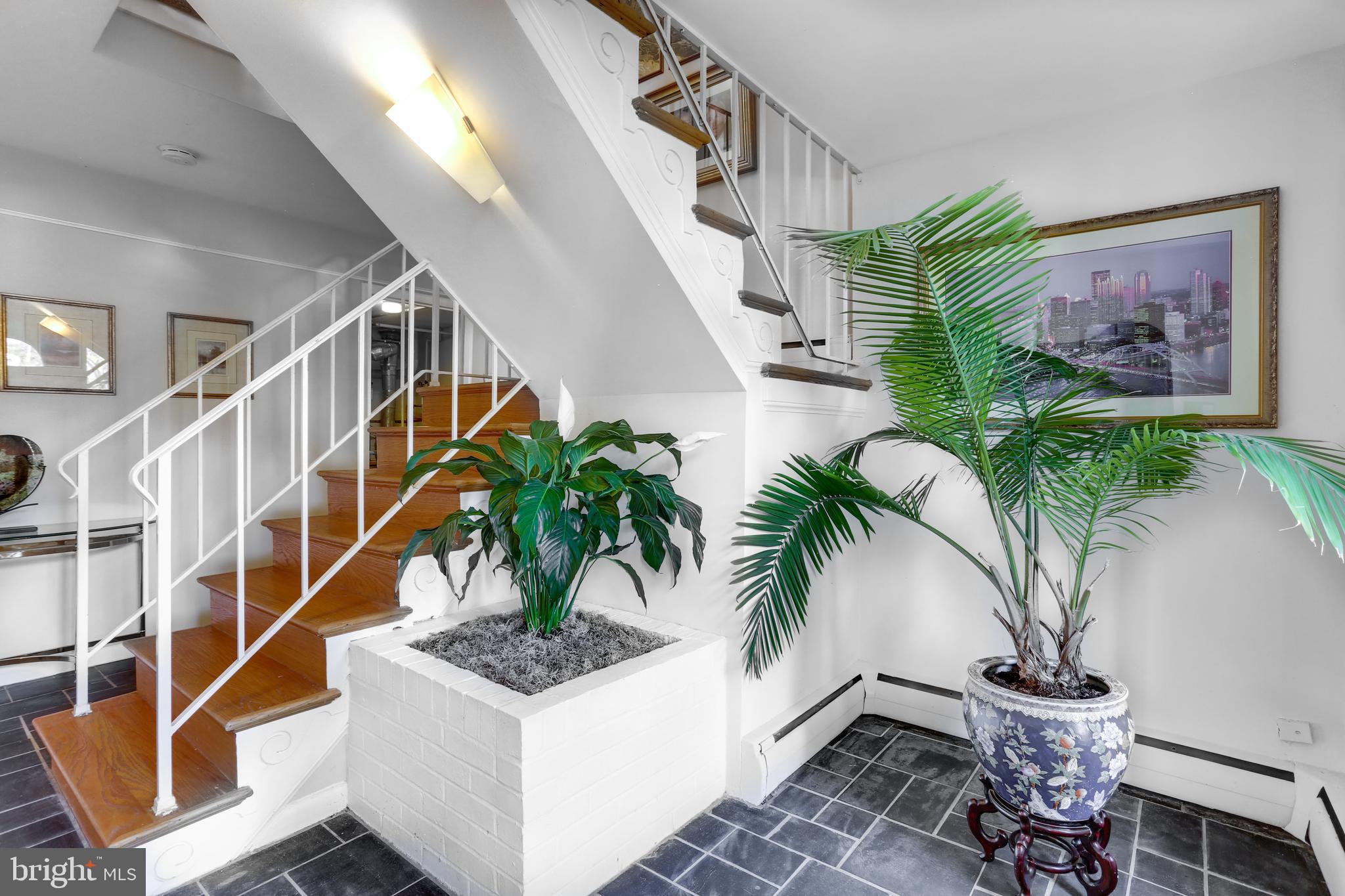 3710 Lorcom Lane Arlington, VA 22207 - Photo 7 of 48