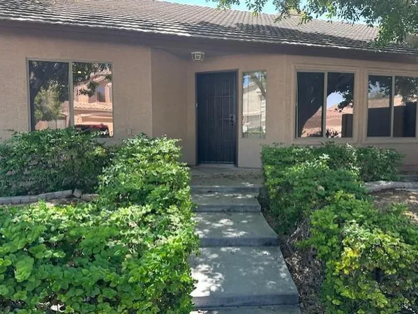 $2,250 | 7481 West Firebird Drive, Glendale, AZ 85308