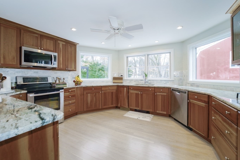 5 Longview Road Wilmington, MA 01887 - Photo 13 of 39 Gallery Image 13