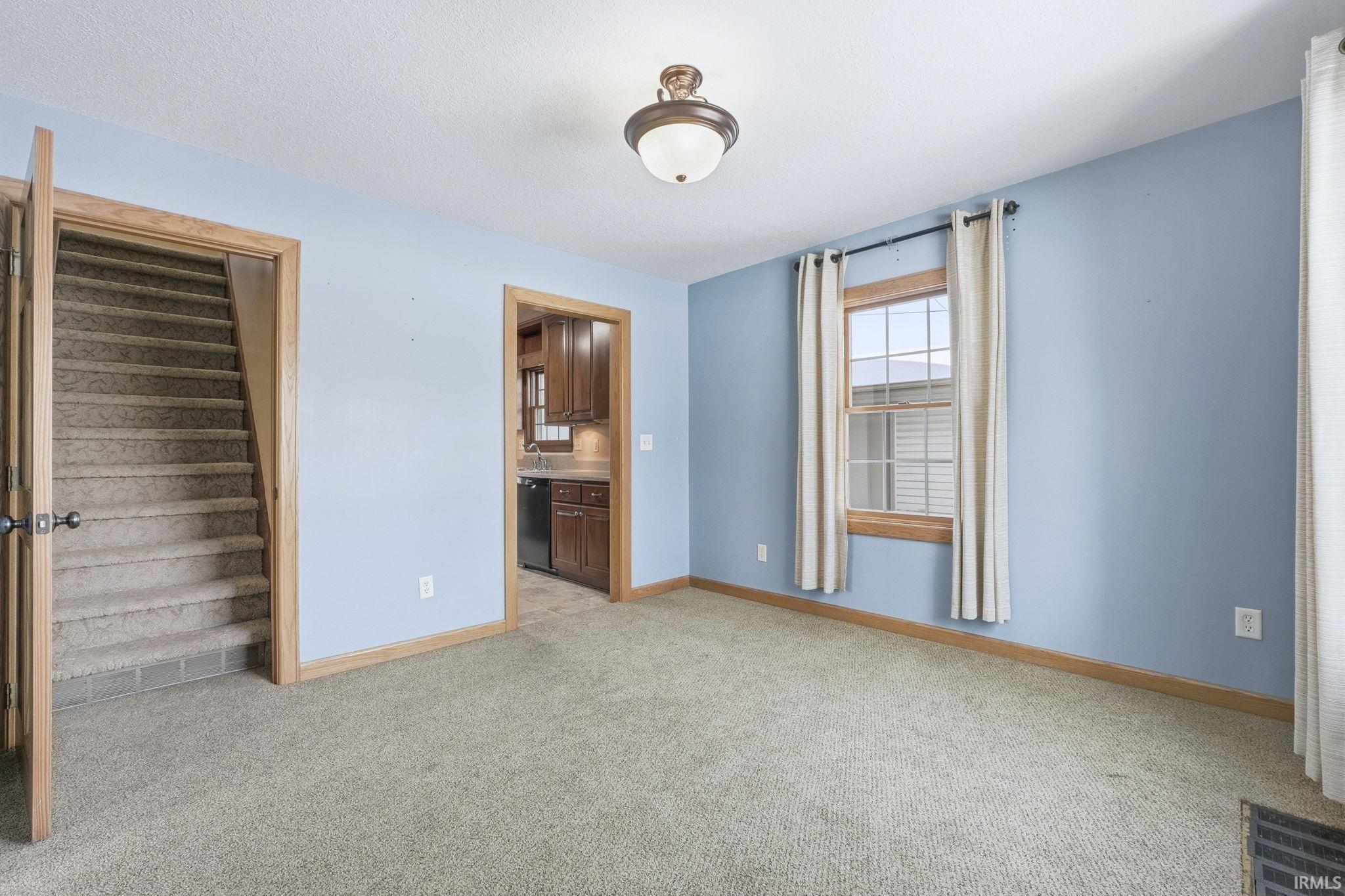 2653 Reed Road Fort Wayne, IN 46815 - Photo 12 of 35