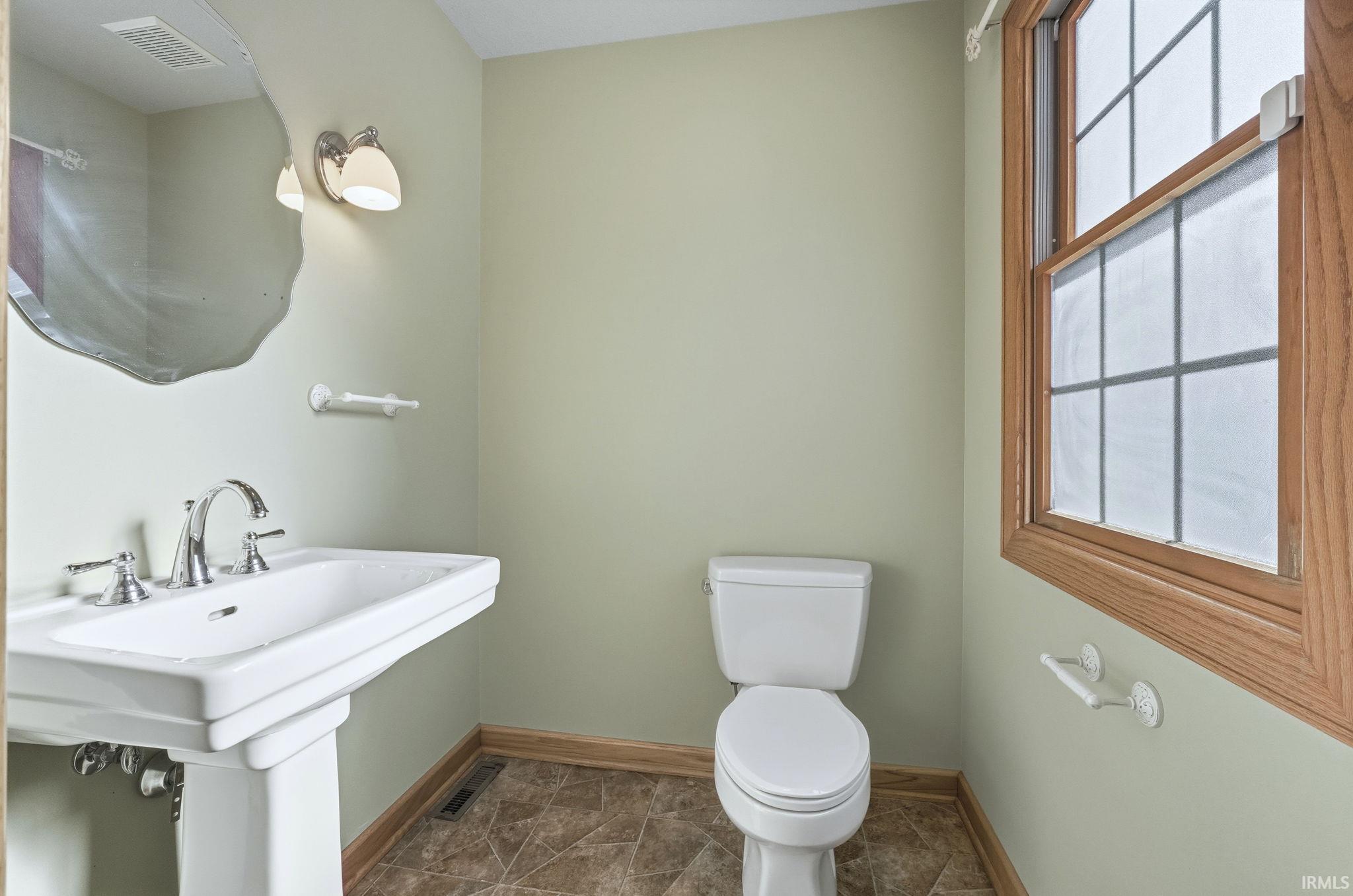 2653 Reed Road Fort Wayne, IN 46815 - Photo 25 of 35