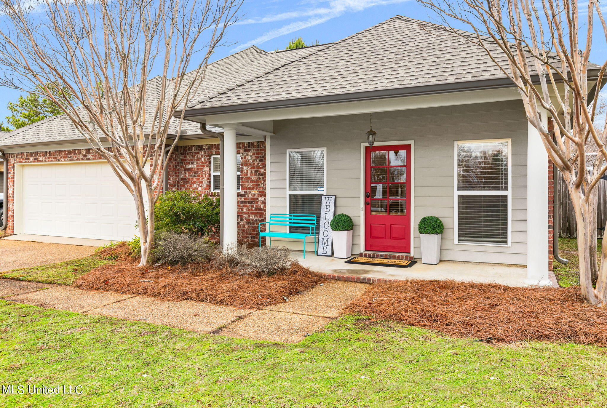 218 Jack's Place Brandon, MS 39047 - Photo 2 of 19 3-web-or-mls-218 Jacks Pl-3