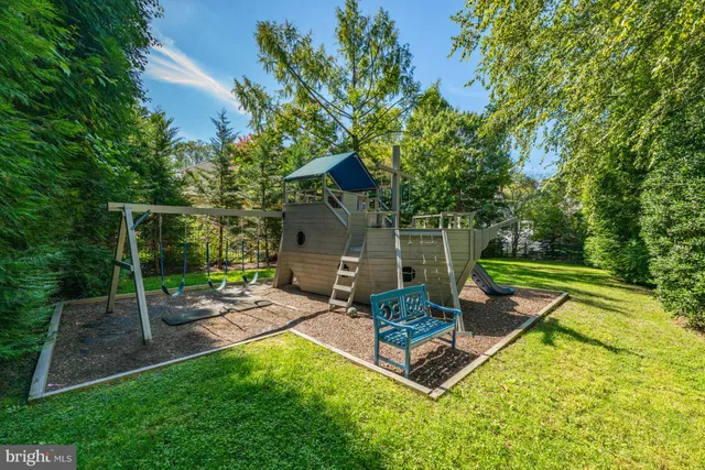 view of hall with wooden floor