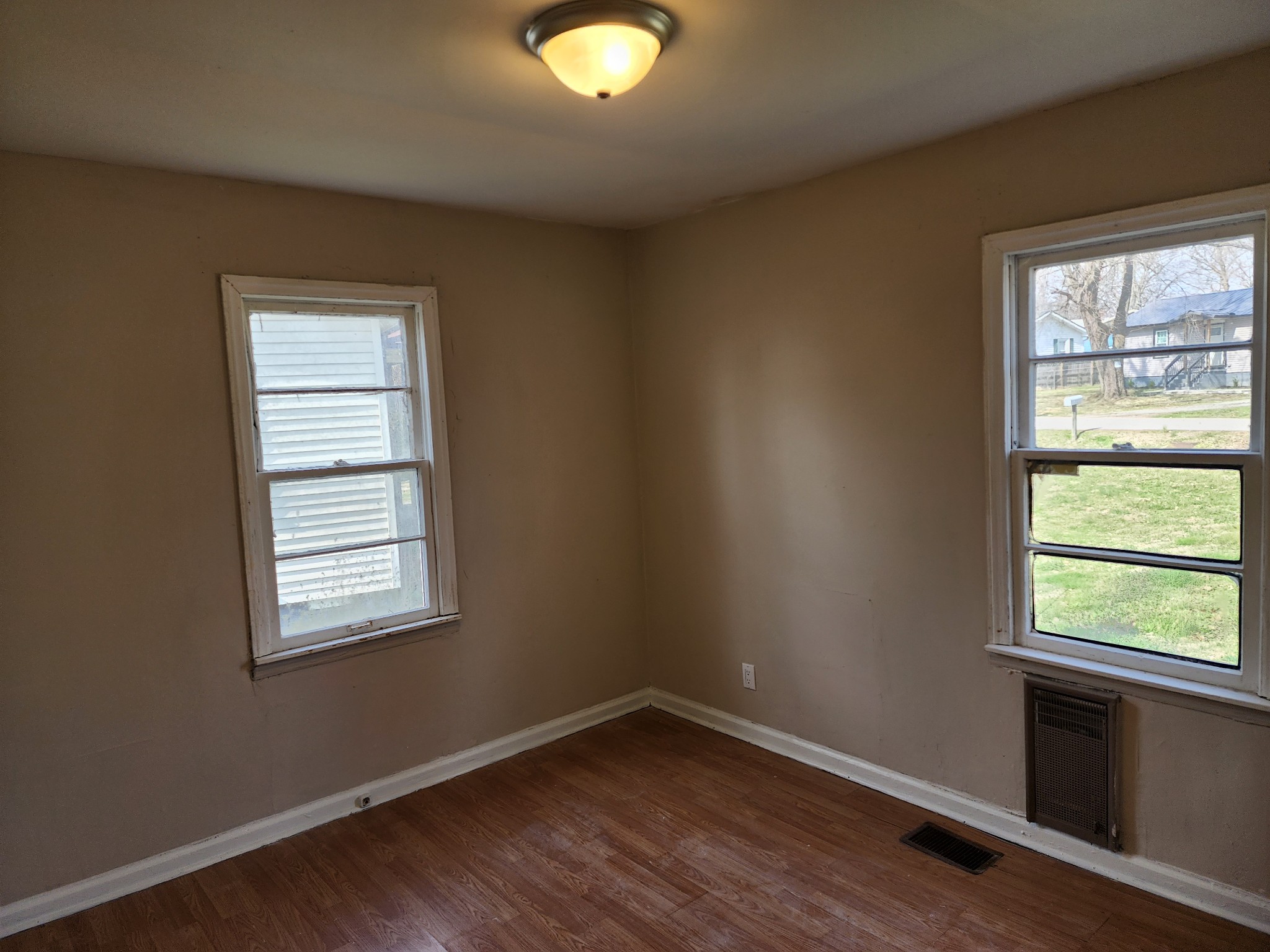 314 Oakwood Road Tullahoma, TN 37388 - Photo 7 of 13