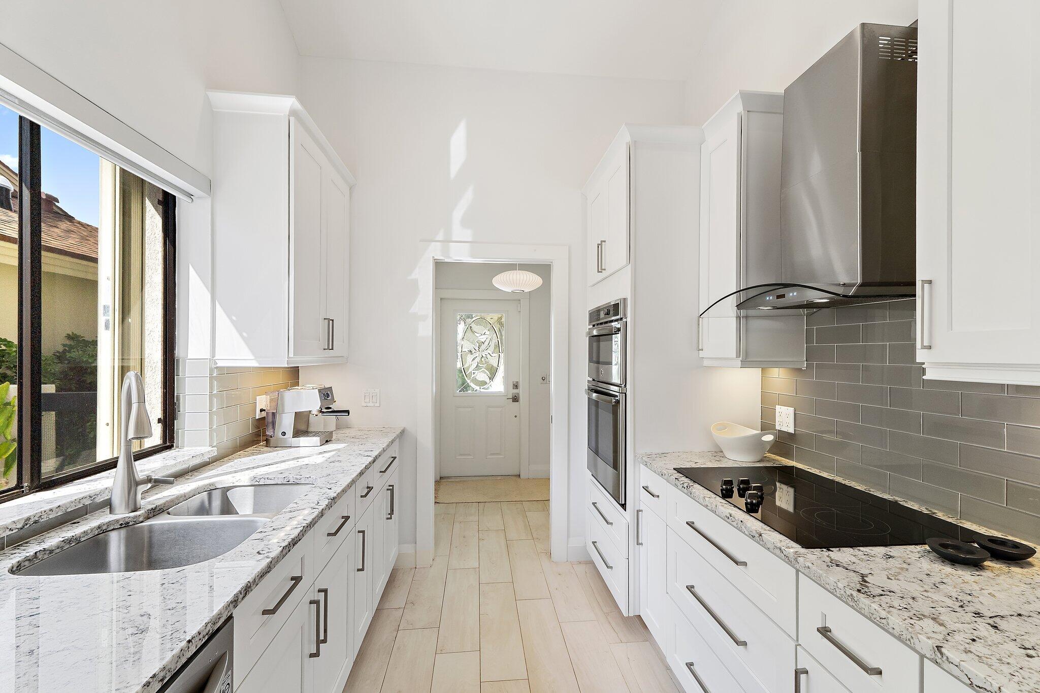 125 Harbourside Circle Jupiter, FL 33477 - Photo 14 of 54 020-125HarboursideCir-Jupiter-SMALL