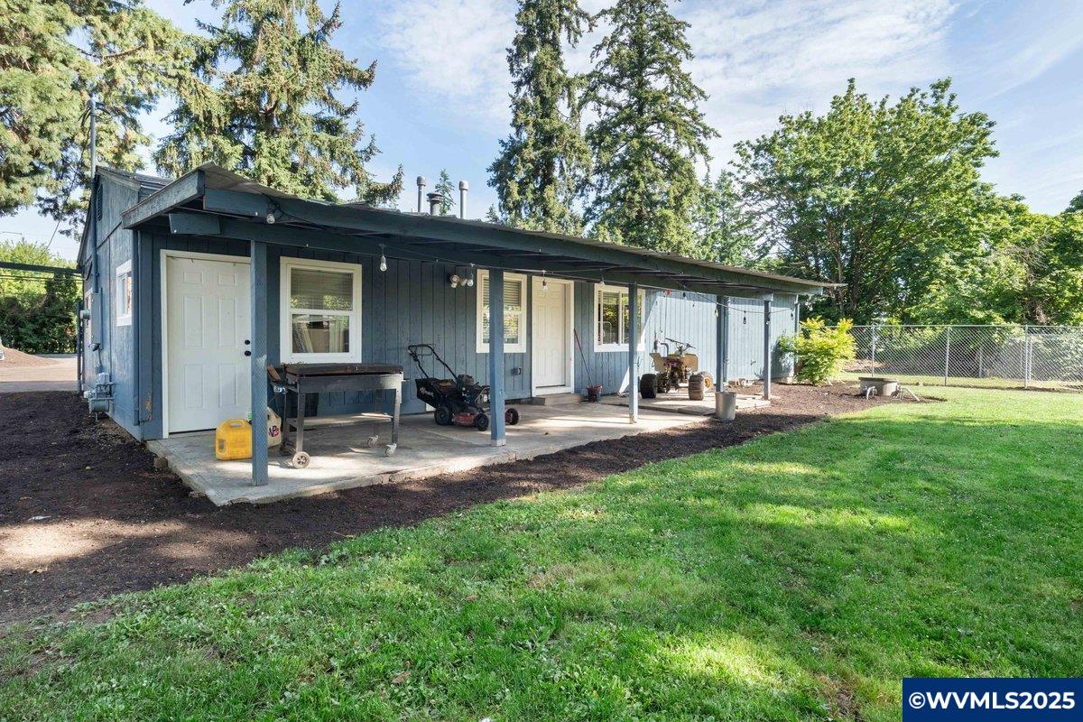 8116 River Road Northeast Salem, OR 97303 - Photo 26 of 32