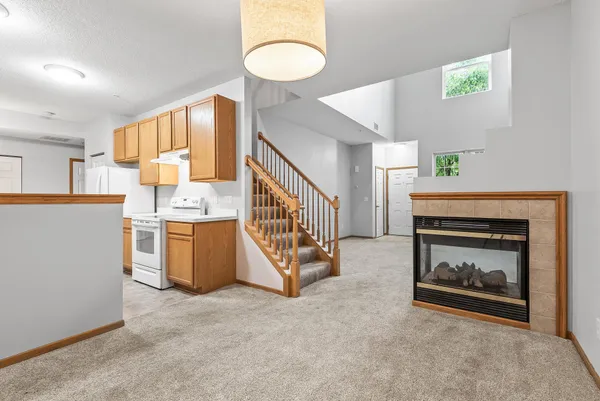$2,200 | 5020 Holly Lane North, Unit 6, Plymouth, MN 55446