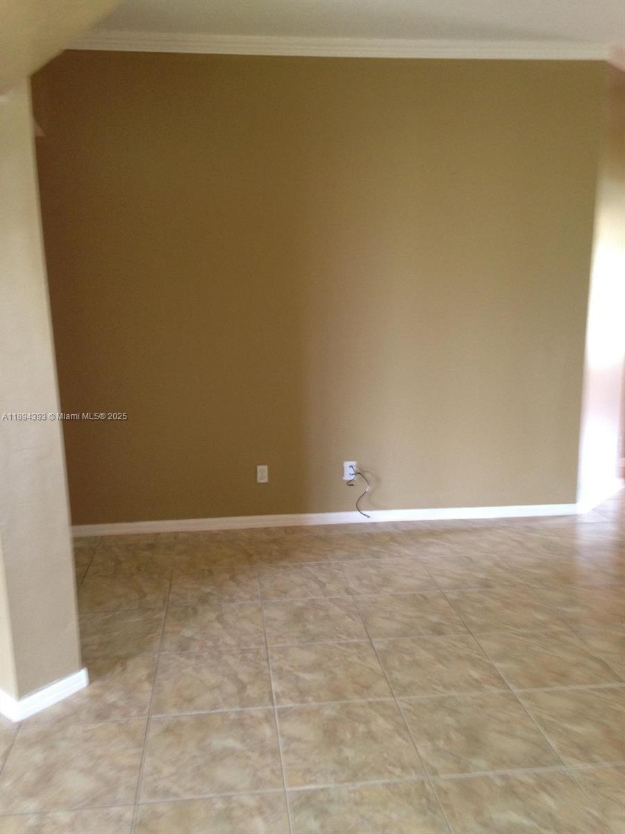 4634 Southwest Eagle Street Port St. Lucie, FL 34953 - Photo 10 of 16 a view of a small space
