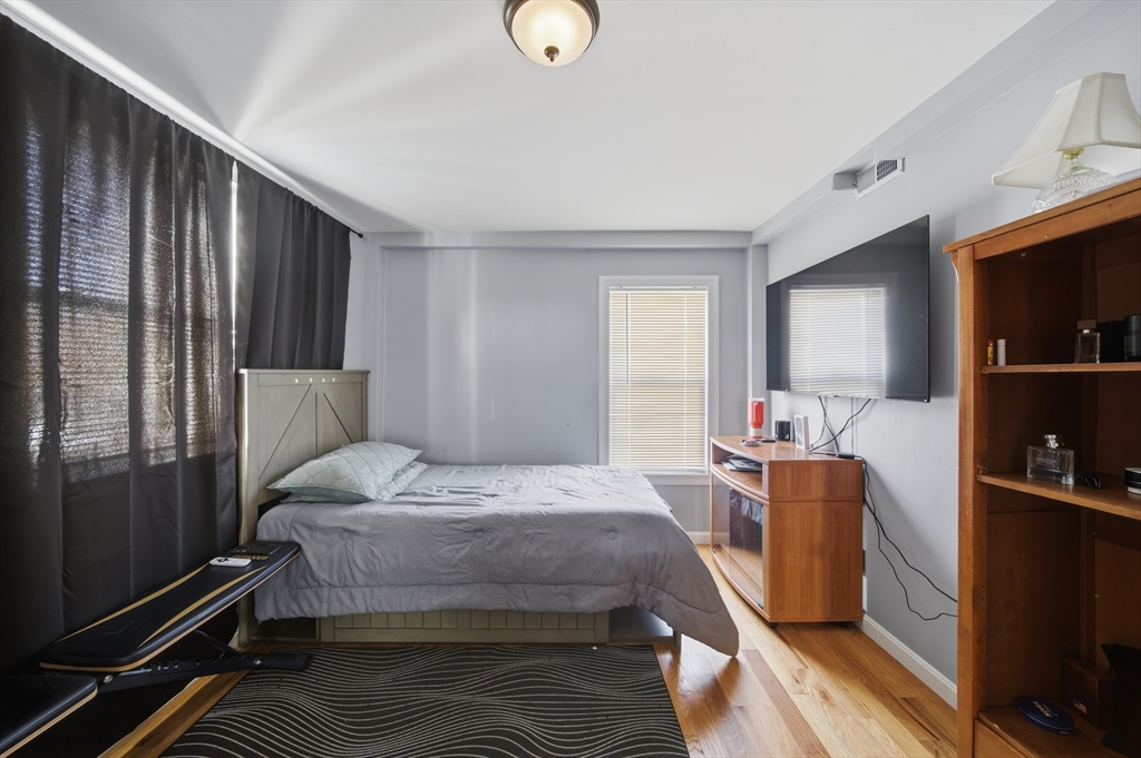 98 Foster Street Peabody, MA 01960 - Photo 18 of 26