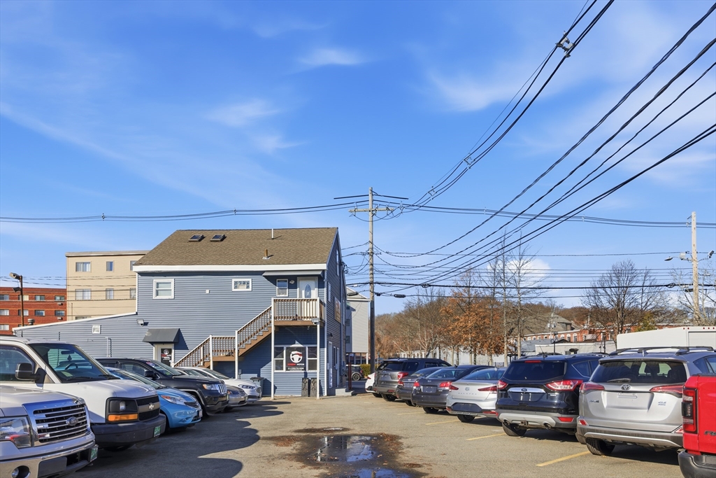 98 Foster Street Peabody, MA 01960 - Photo 6 of 26