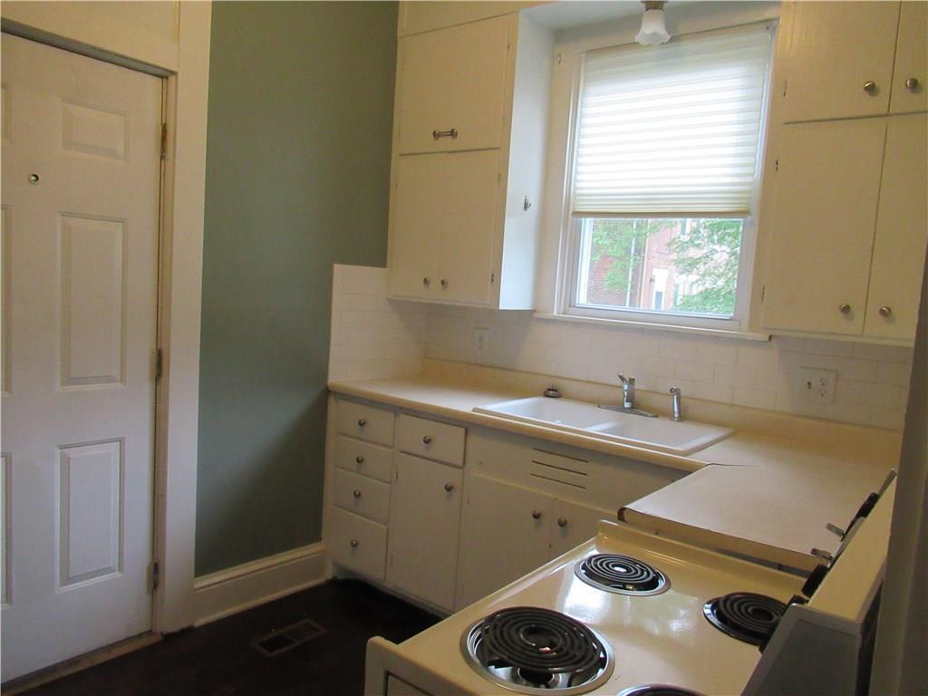 612 North Fountain Avenue Springfield, OH 45504 - Photo 3 of 31