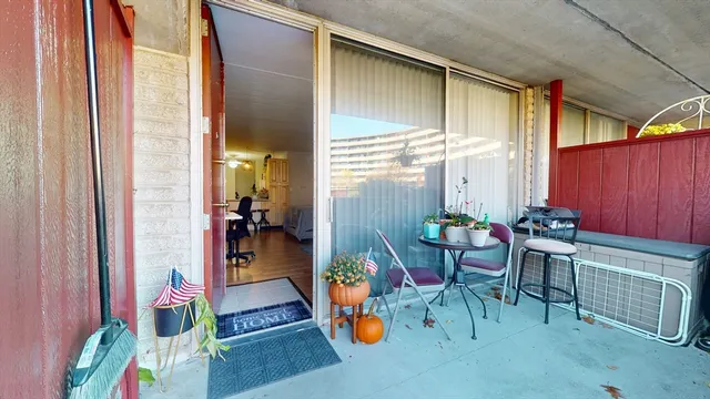 $1,900 | 200 Swanton Street, Unit T36, Winchester, MA 01890