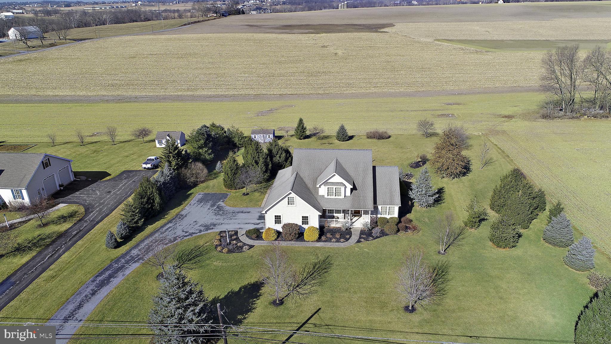 3560 Mount Joy Road Manheim, PA 17545 - Photo 3 of 32