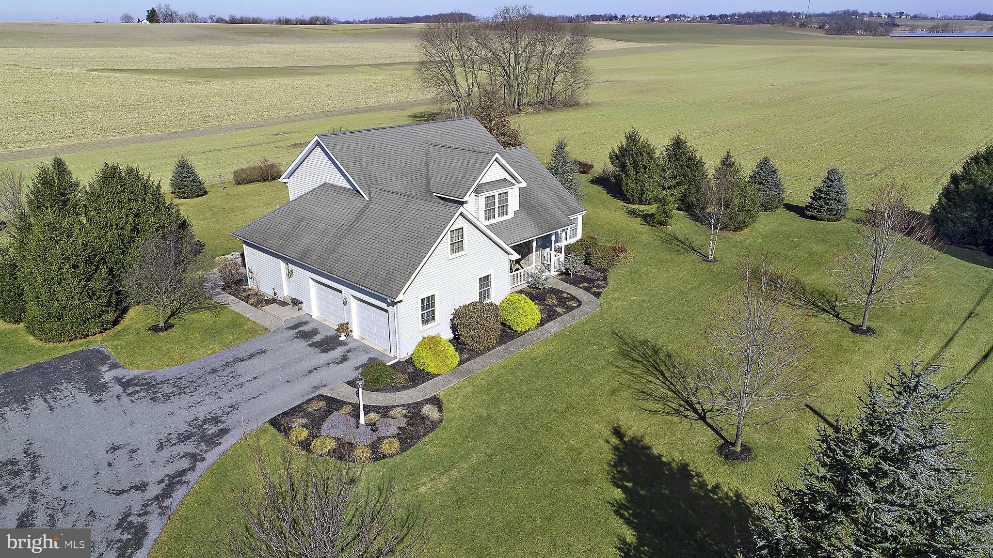 3560 Mount Joy Road Manheim, PA 17545 - Photo 4 of 32