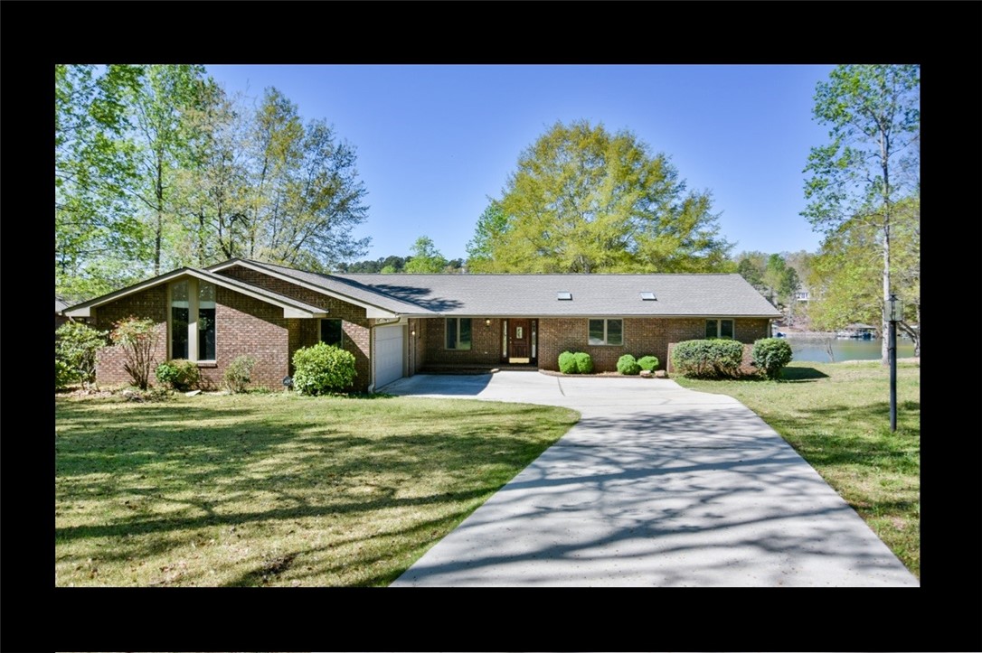 226 Petty Road Seneca, SC 29672 - Photo 1 of 39 Gallery Image 1
