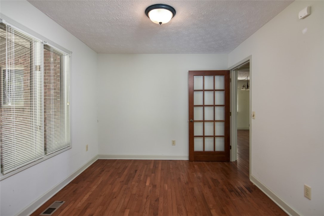 226 Petty Road Seneca, SC 29672 - Photo 16 of 39 Gallery Image 16