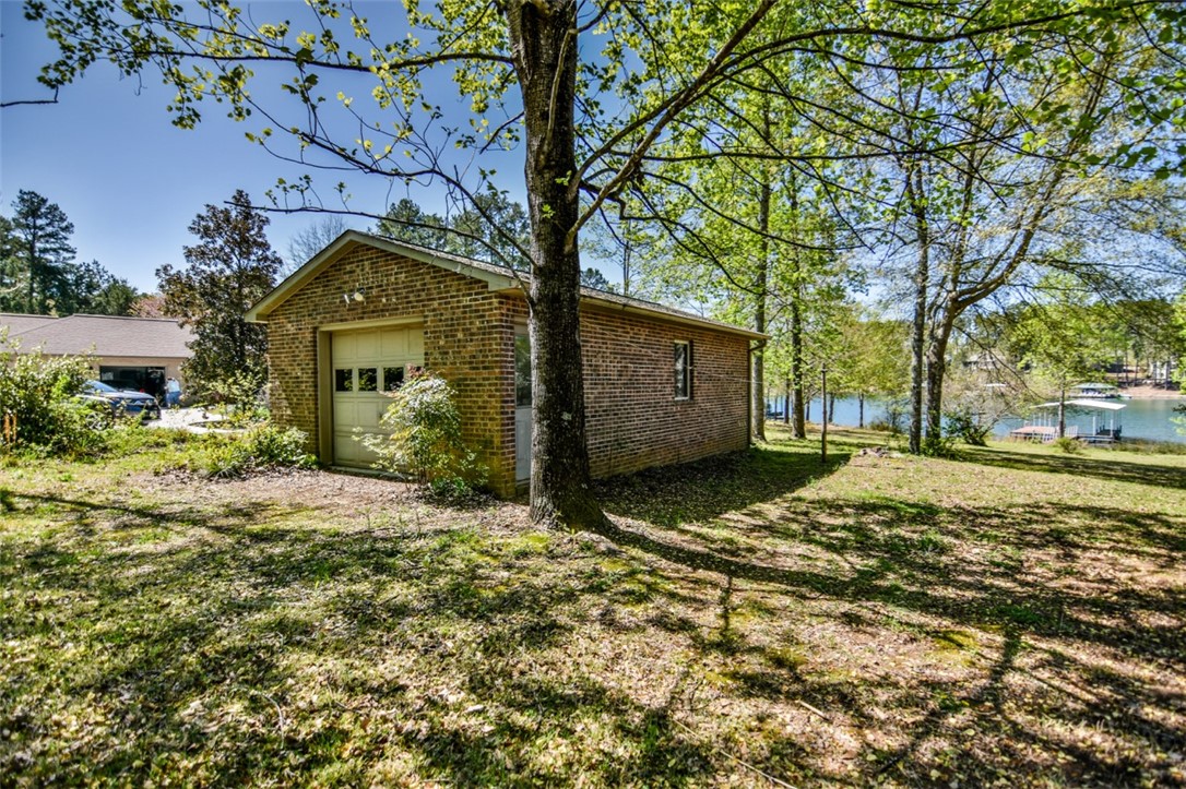 226 Petty Road Seneca, SC 29672 - Photo 33 of 39 Gallery Image 33