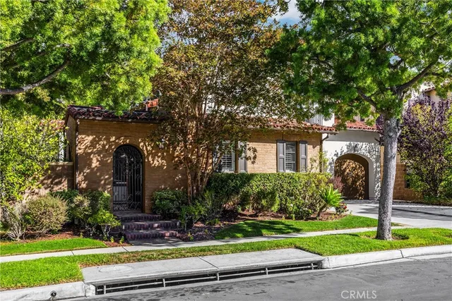 $4,288,000 | 34 Tall Hedge, Irvine, CA 92603