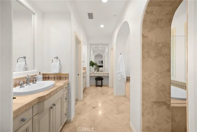 $4,288,000 | 34 Tall Hedge, Irvine, CA 92603