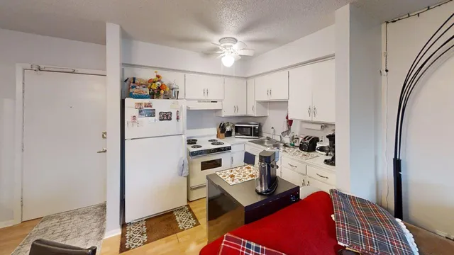 $975,000 | 8963 Syndicate Avenue, Lexington, MN 55014