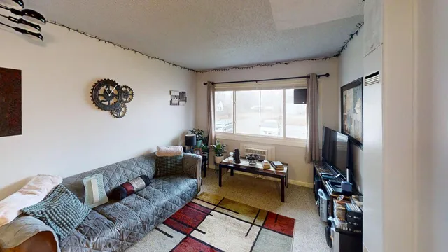 $975,000 | 8963 Syndicate Avenue, Lexington, MN 55014