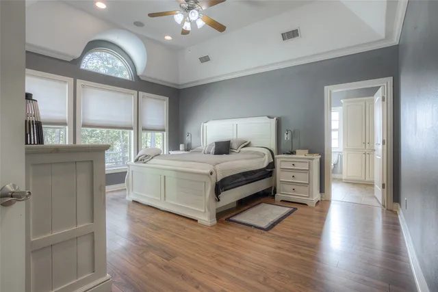 $645,000 | 60 Tanglewood Drive, Huntsville, TX 77320