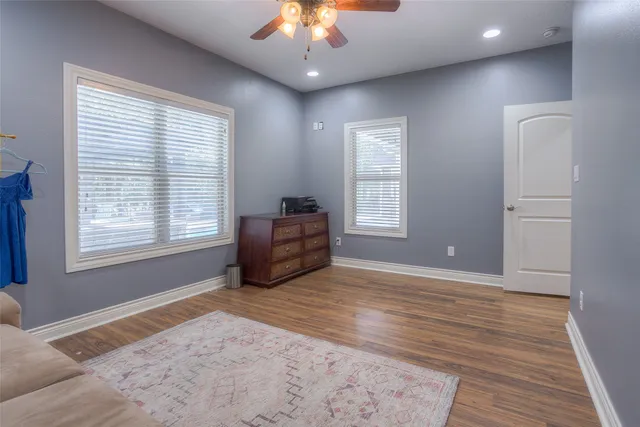 $645,000 | 60 Tanglewood Drive, Huntsville, TX 77320