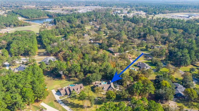 $645,000 | 60 Tanglewood Drive, Huntsville, TX 77320