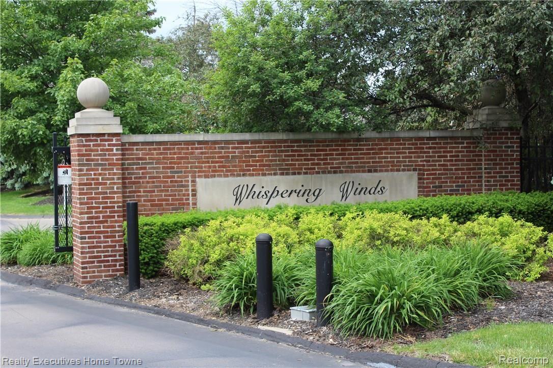 1610 O'Neil Circle Rochester, MI 48307 - Photo 2 of 49 Gates locked at night for security.
