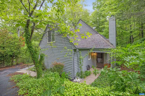 $529,900 | 1621 Shady Grove Court, Charlottesville, VA 22902