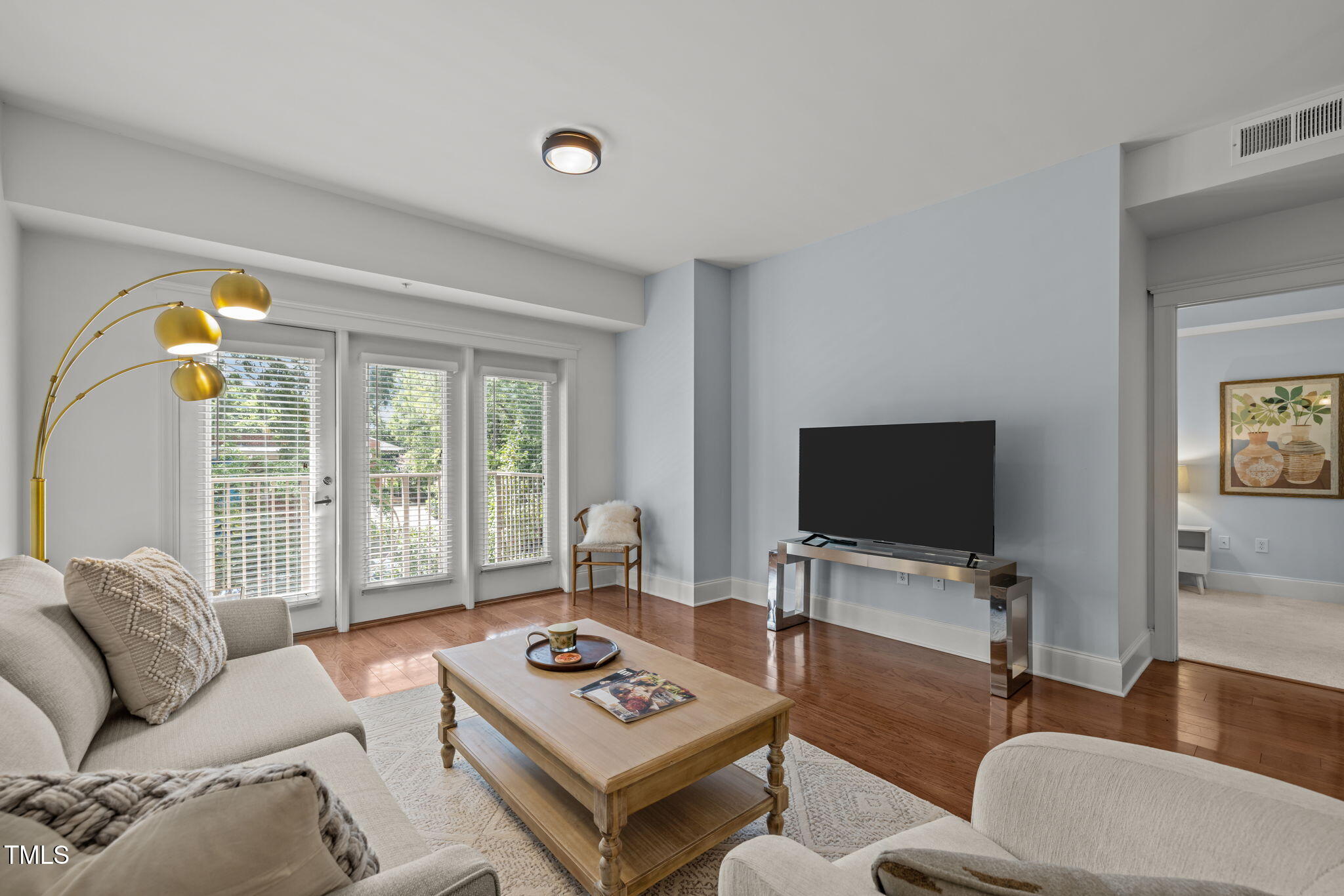 222 Glenwood Avenue, Unit 313 Raleigh, NC 27603 - Photo 13 of 51 16-web-or-mls-5Z8A2103