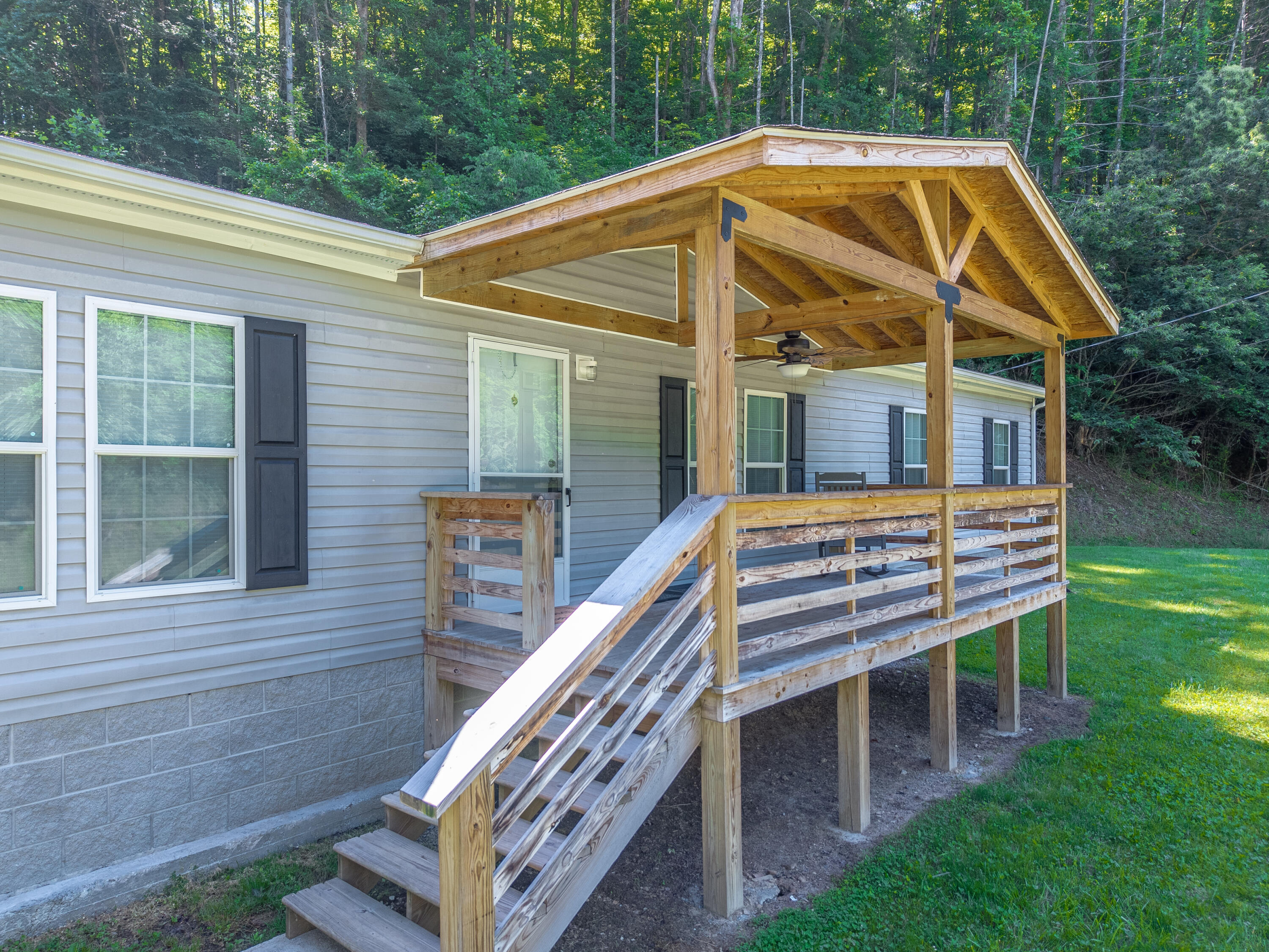 3750 Hunting Creek Road Rousseau, KY 41366 - Photo 40 of 52 DJI_20260603104523_0016_D-HDR
