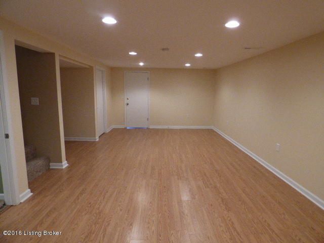 3301 Chenoweth Run Road Louisville, KY 40299 - Photo 20 of 29 P1000698