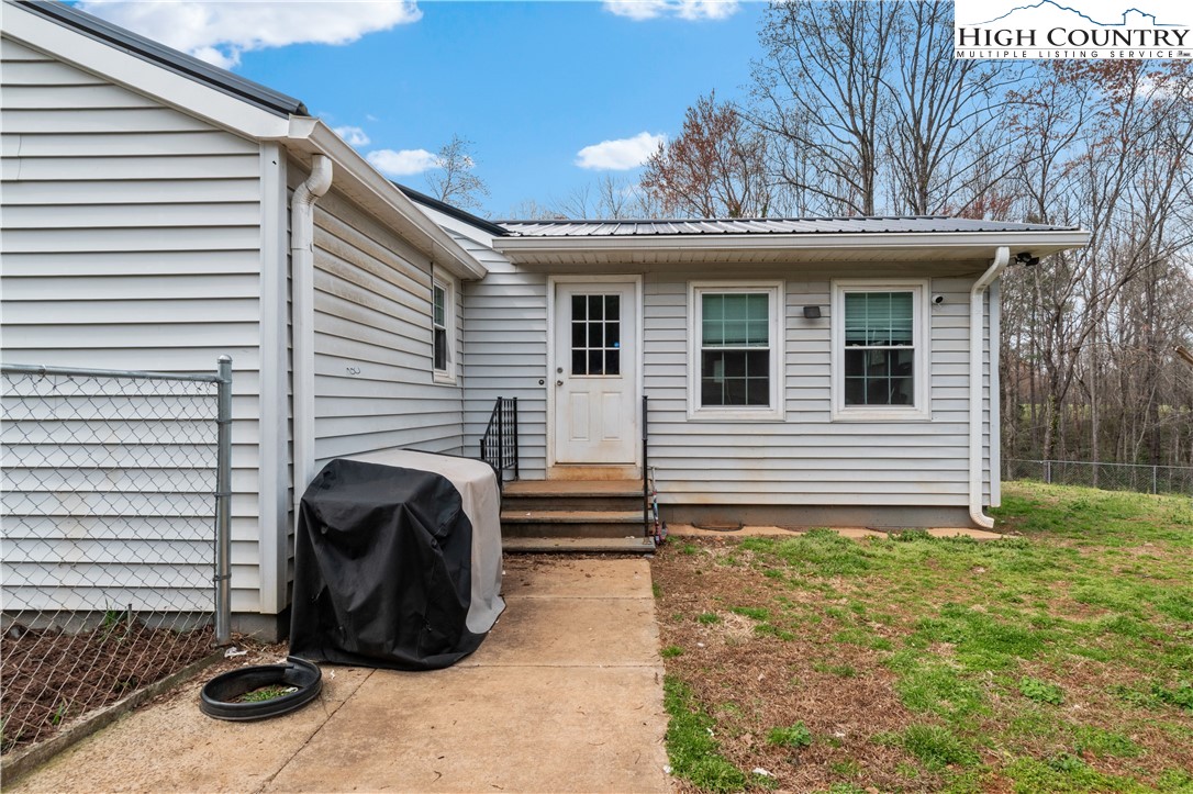 379 Pat Nixon Road State Road, NC 28676 - Photo 32 of 41