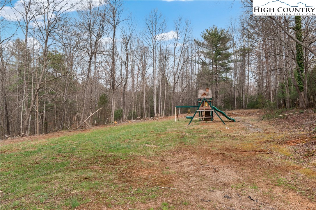 379 Pat Nixon Road State Road, NC 28676 - Photo 34 of 41
