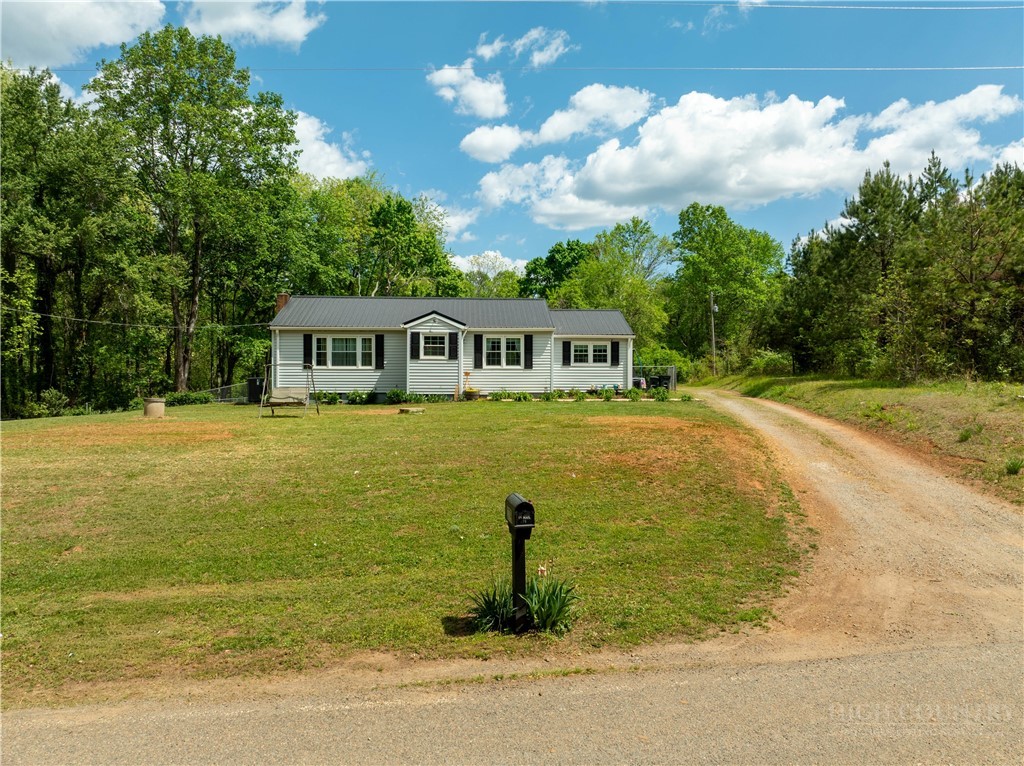 379 Pat Nixon Road State Road, NC 28676 - Photo 38 of 41
