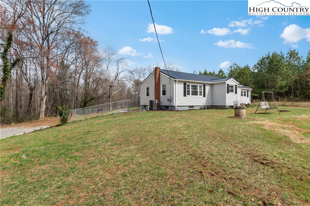 379 Pat Nixon Road State Road, NC 28676 - Photo 8 of 41