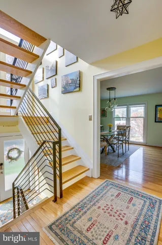 $885,000 | 1640 Wainwright Drive, Reston, VA 20190