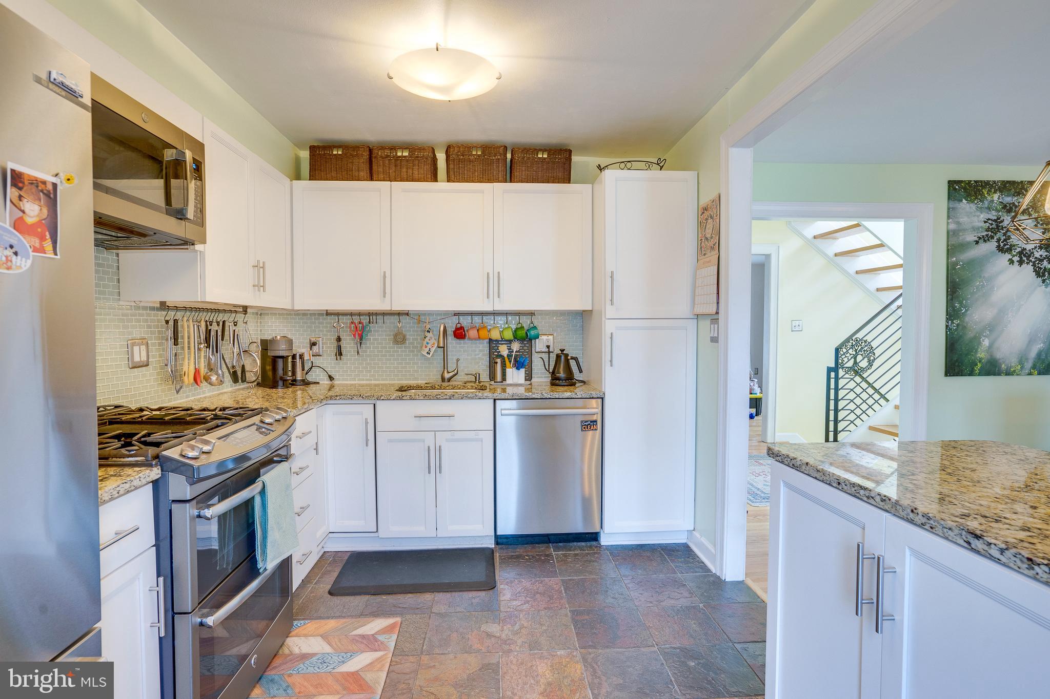 1640 Wainwright Drive Reston, VA 20190 - Photo 19 of 48