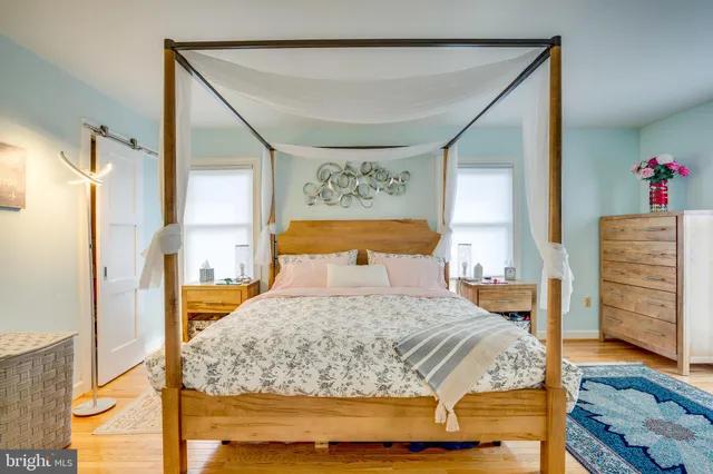 $885,000 | 1640 Wainwright Drive, Reston, VA 20190