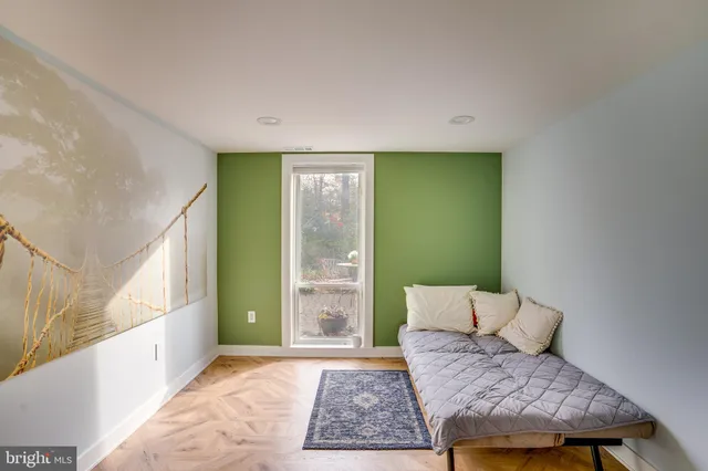 $885,000 | 1640 Wainwright Drive, Reston, VA 20190