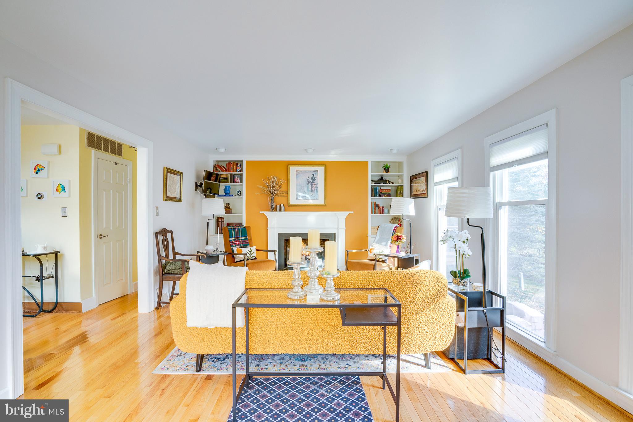 1640 Wainwright Drive Reston, VA 20190 - Photo 7 of 48 Spacious and functional