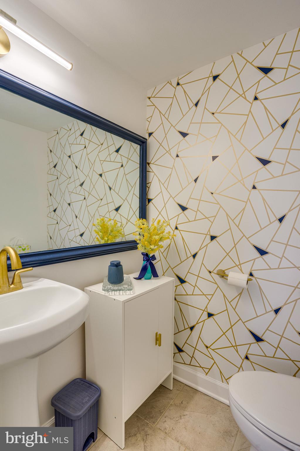 1640 Wainwright Drive Reston, VA 20190 - Photo 10 of 48