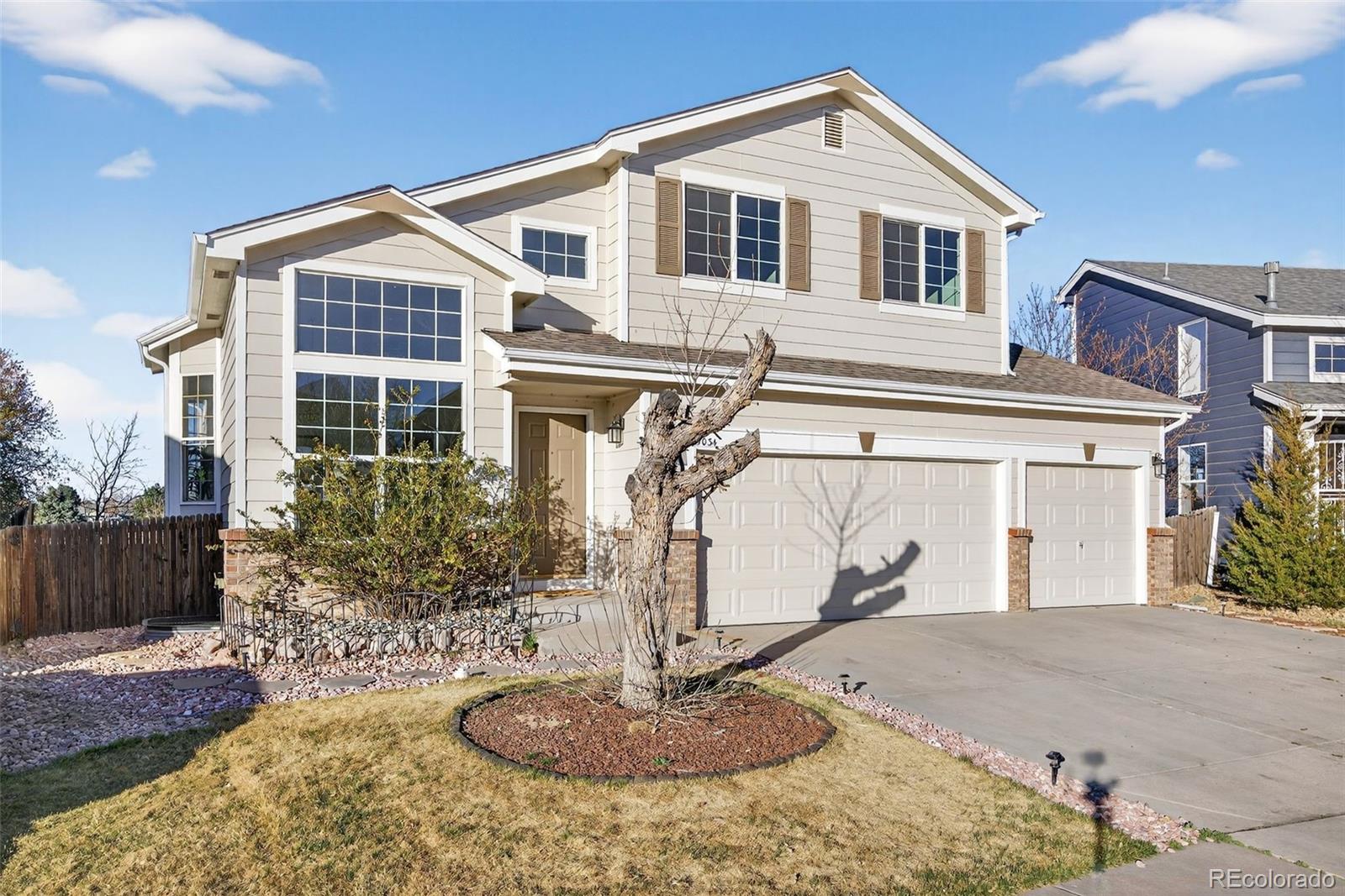 5034 Fraser Way Denver, CO 80239 - Photo 4 of 50