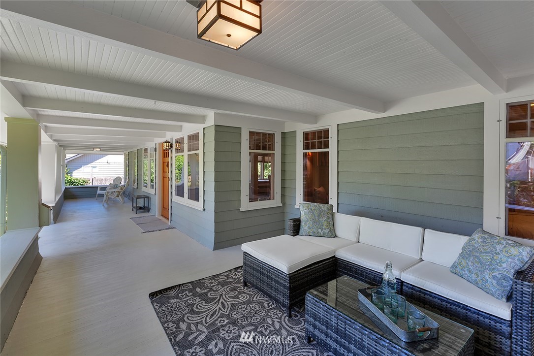 4626 Southwest Frontenac Street Seattle, WA 98136 - Photo 3 of 18 Gallery Image 3