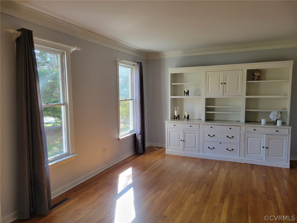 862 Watch Hill Road Midlothian, VA 23114 - Photo 10 of 30 a view of kitchen with wooden floor