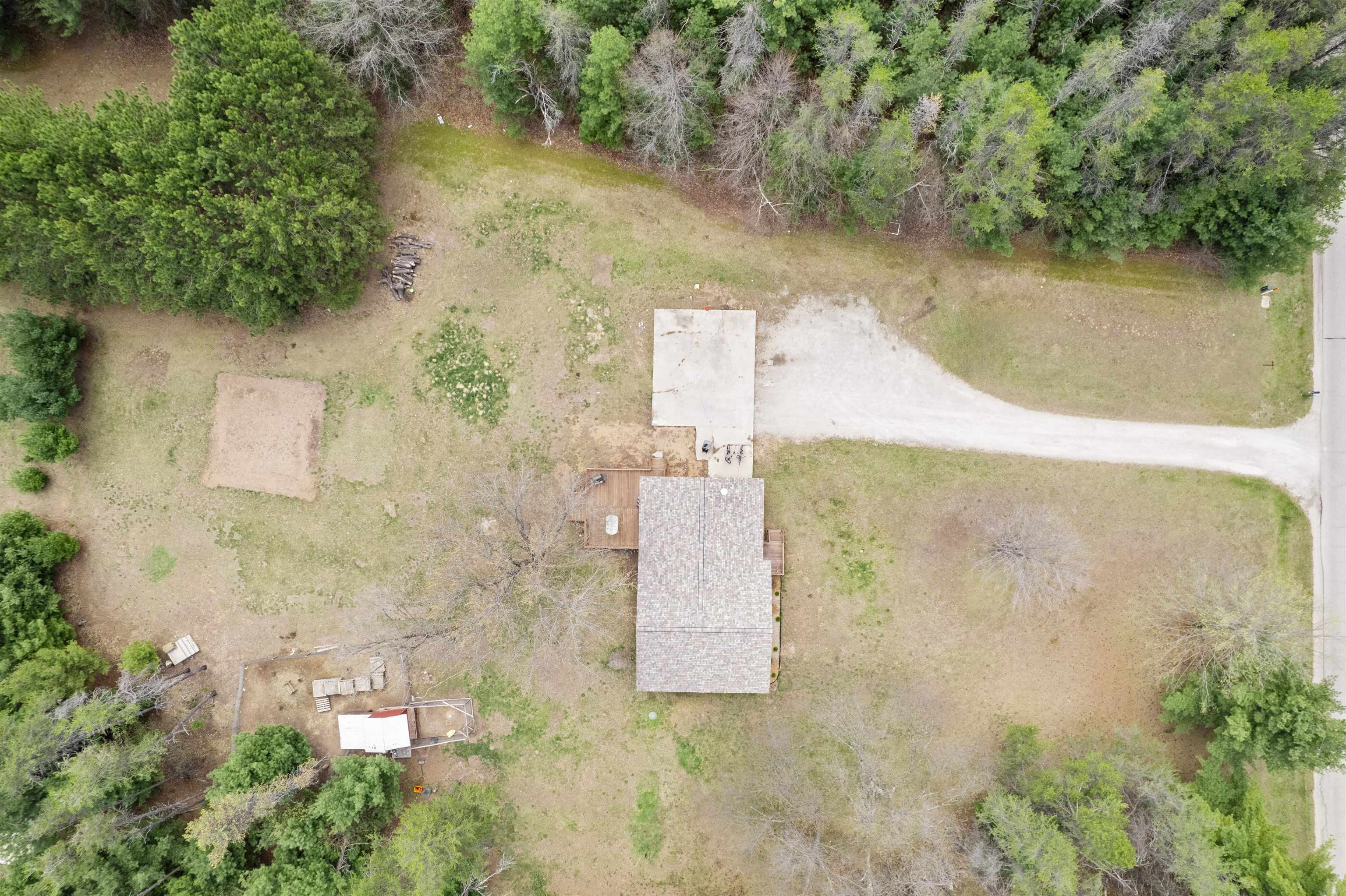 N2616 Roosevelt Road Marinette, WI 54143 - Photo 30 of 36