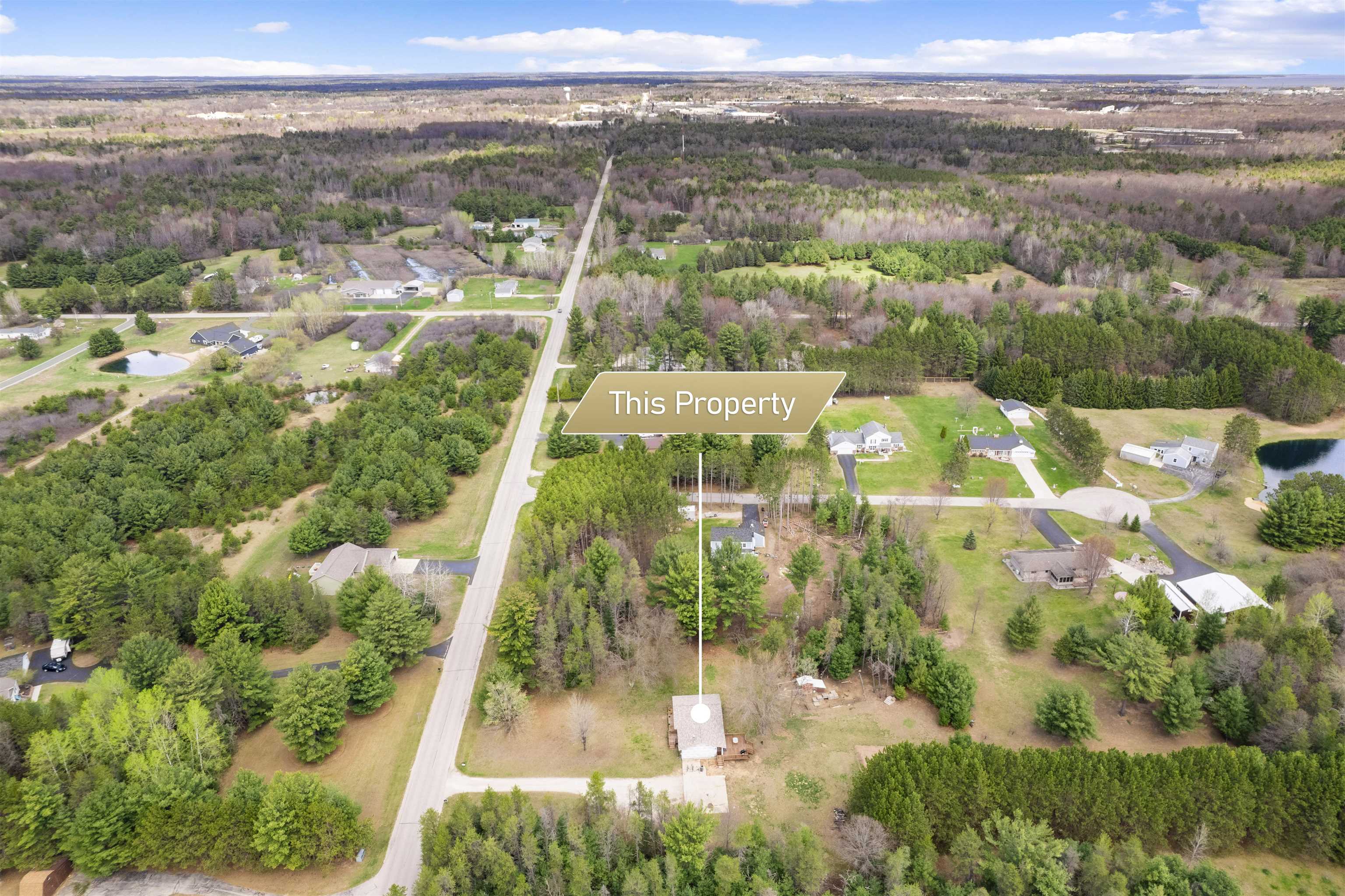 N2616 Roosevelt Road Marinette, WI 54143 - Photo 33 of 36