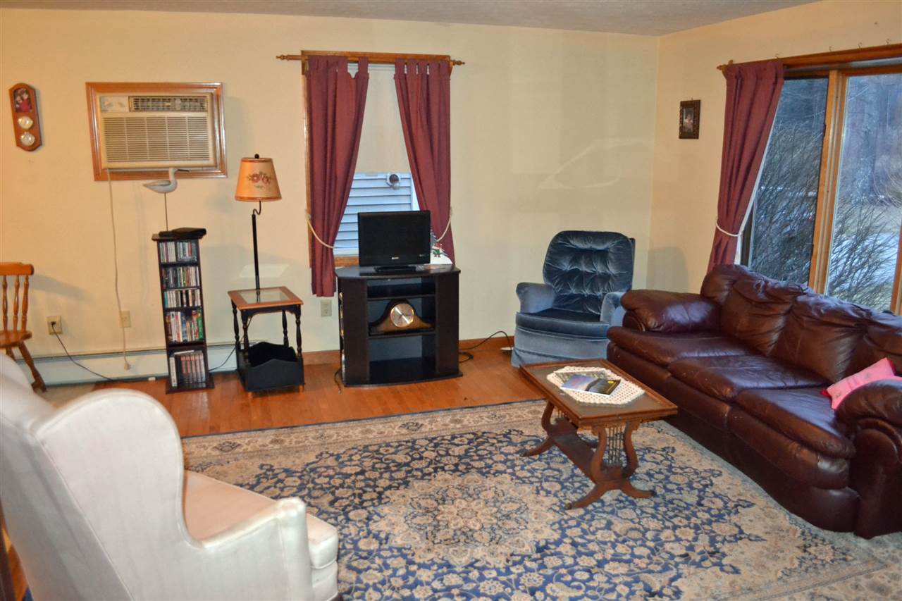 124 Middle Winchendon Road Rindge, NH 03461 - Photo 3 of 21
